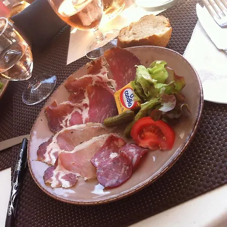 D'hotes Duplex Le Petit Mas Nicois De La Rose Bed & Breakfast 3*