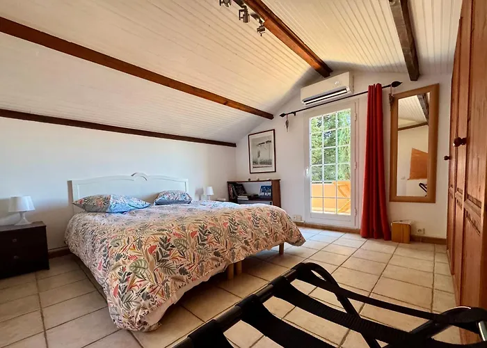 D'hotes Duplex Le Petit Mas Nicois De La Rose 3*